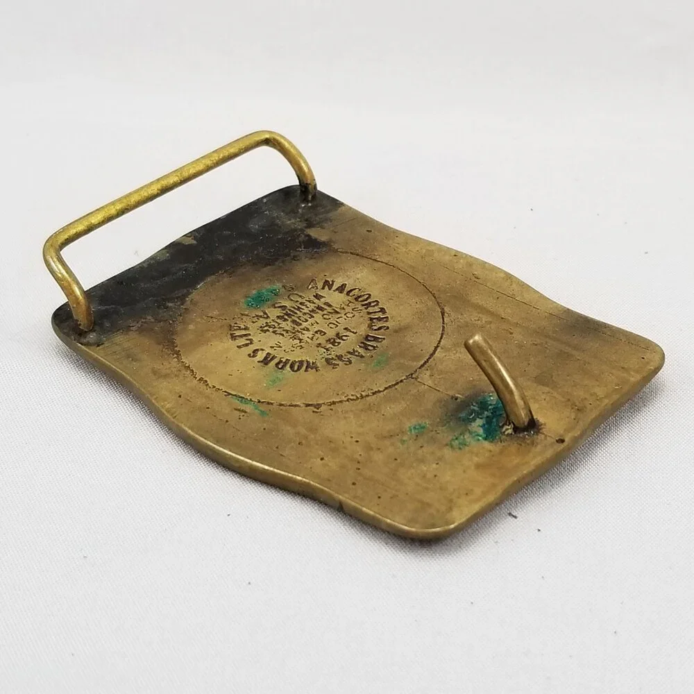 N/A vintage belt
